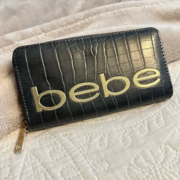 bebe | Bags | Womens Gray Nwot Bebe Wallet Zipper | Poshmark